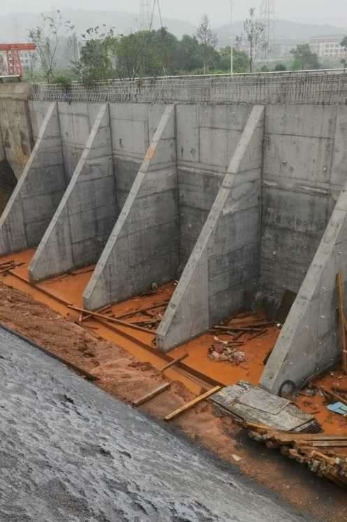 商丘柘城县锚杆式挡土墙